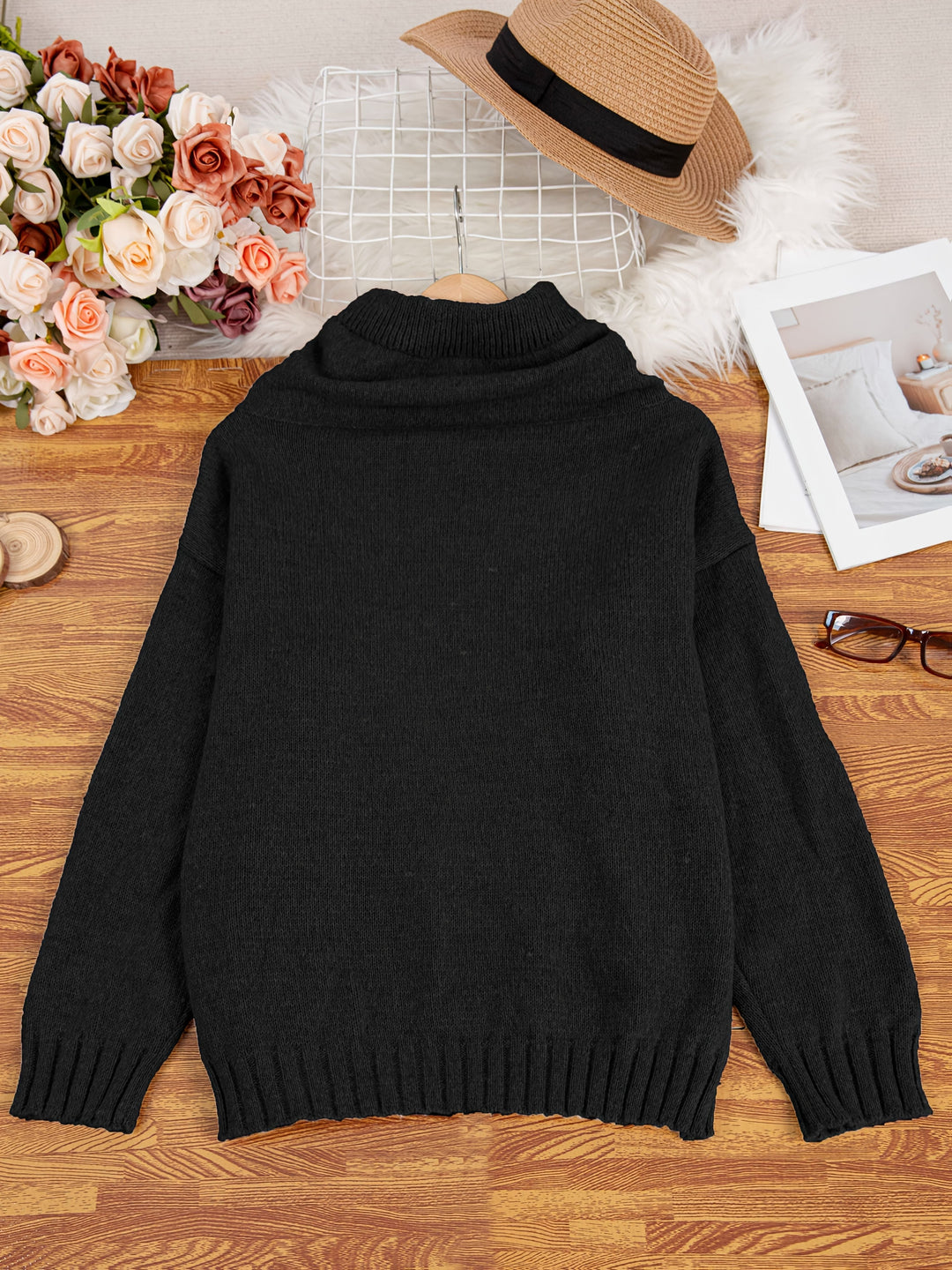 Zelina - Long Sleeve Sweater With Pocket